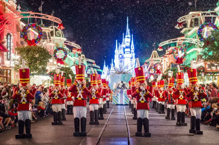 Disney World Christmas | Disney Addicts