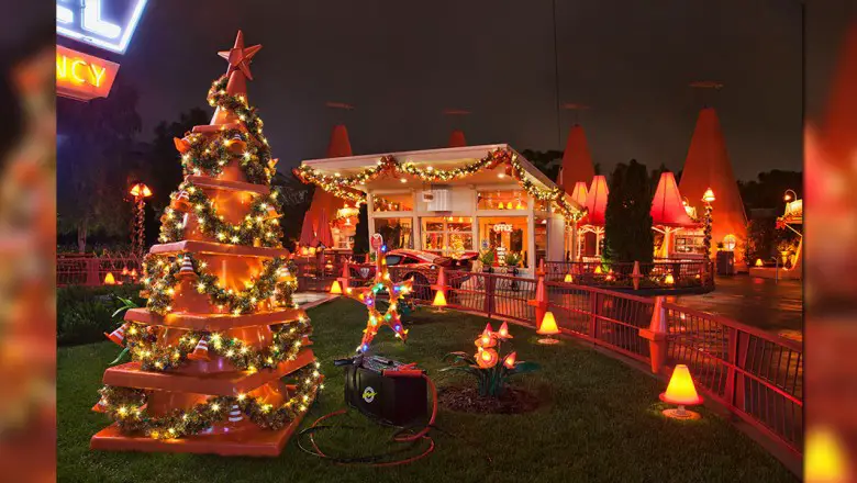 8 of Our Favorite Disneyland Christmas Trees 3