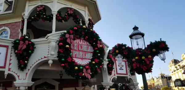 12 Must-do Holiday Experiences at Walt Disney World This Season 4