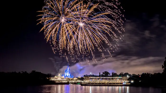 What Fireworks Cruises are Available at Disney World? 1