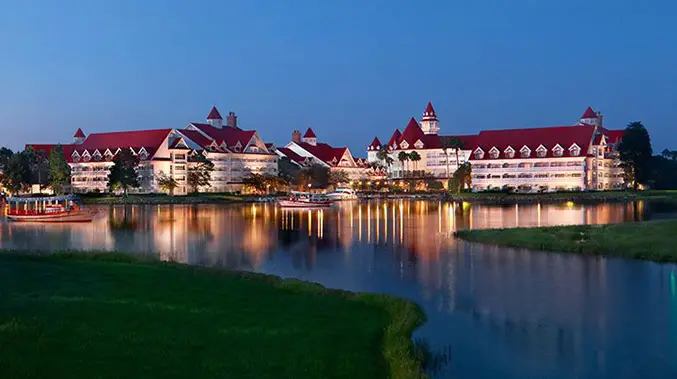 Does Disney Charge Parking Fees for Guests Staying at a Disney Resort? 1